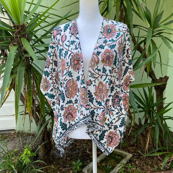 Zara Floral Kimono - Picture 3 of 6